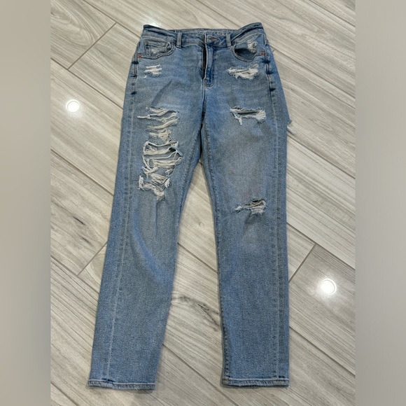 ✨2 for $25 American eagle mom Jean - Picture 1 of 4